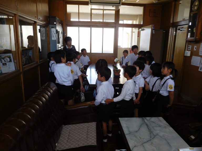 学校探検 佐賀県白石町立有明西小学校