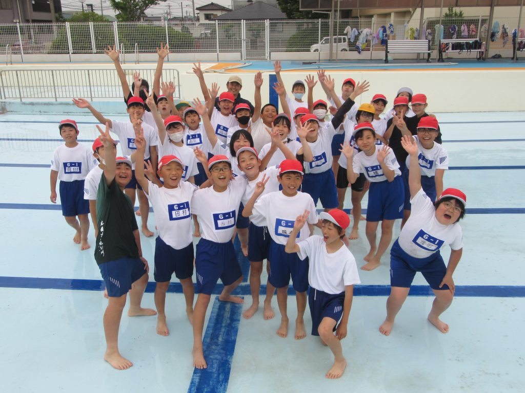5・6年生プール掃除! | 千代田中部小学校
