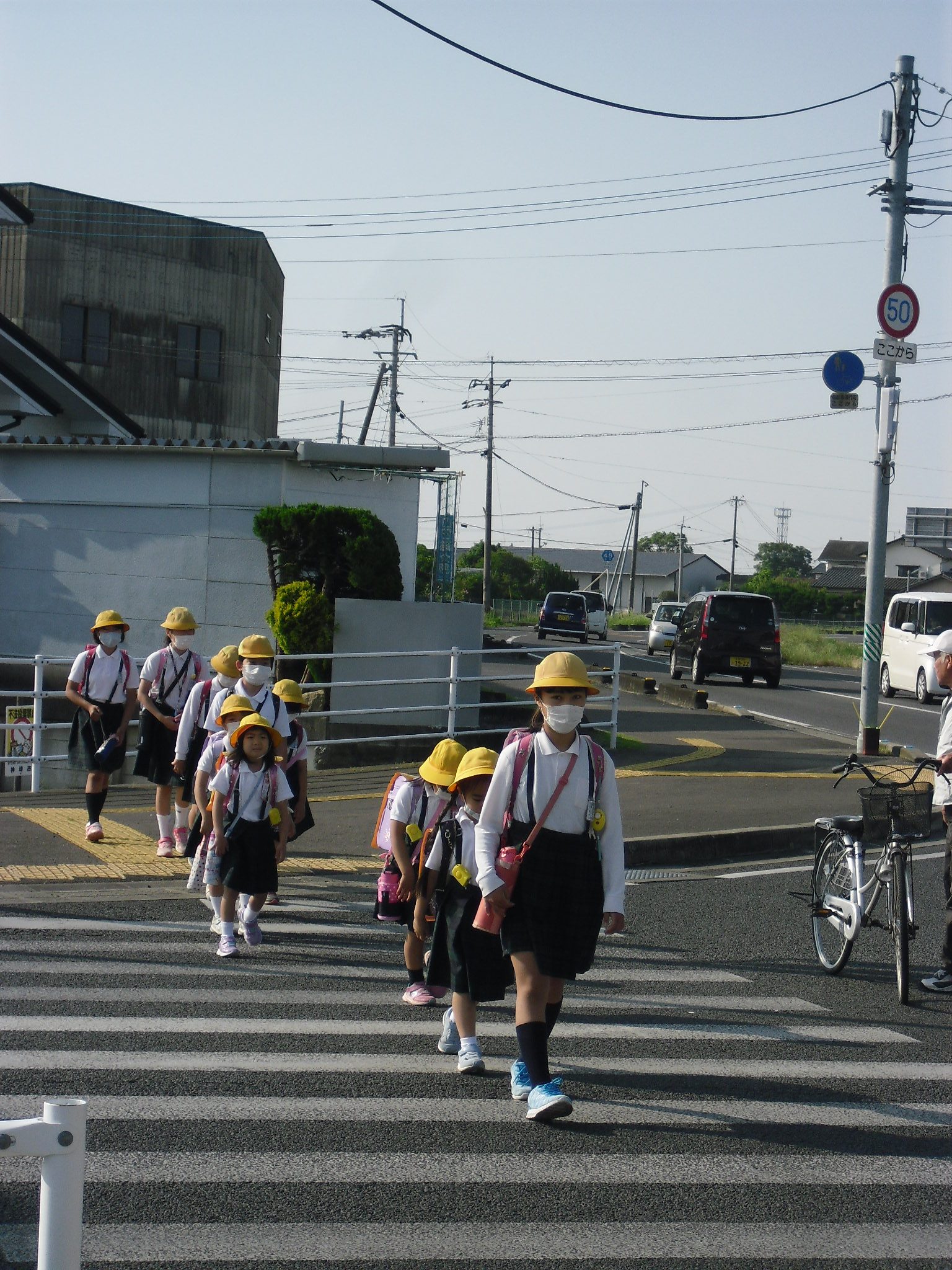 登校風景 | 千代田西部小学校