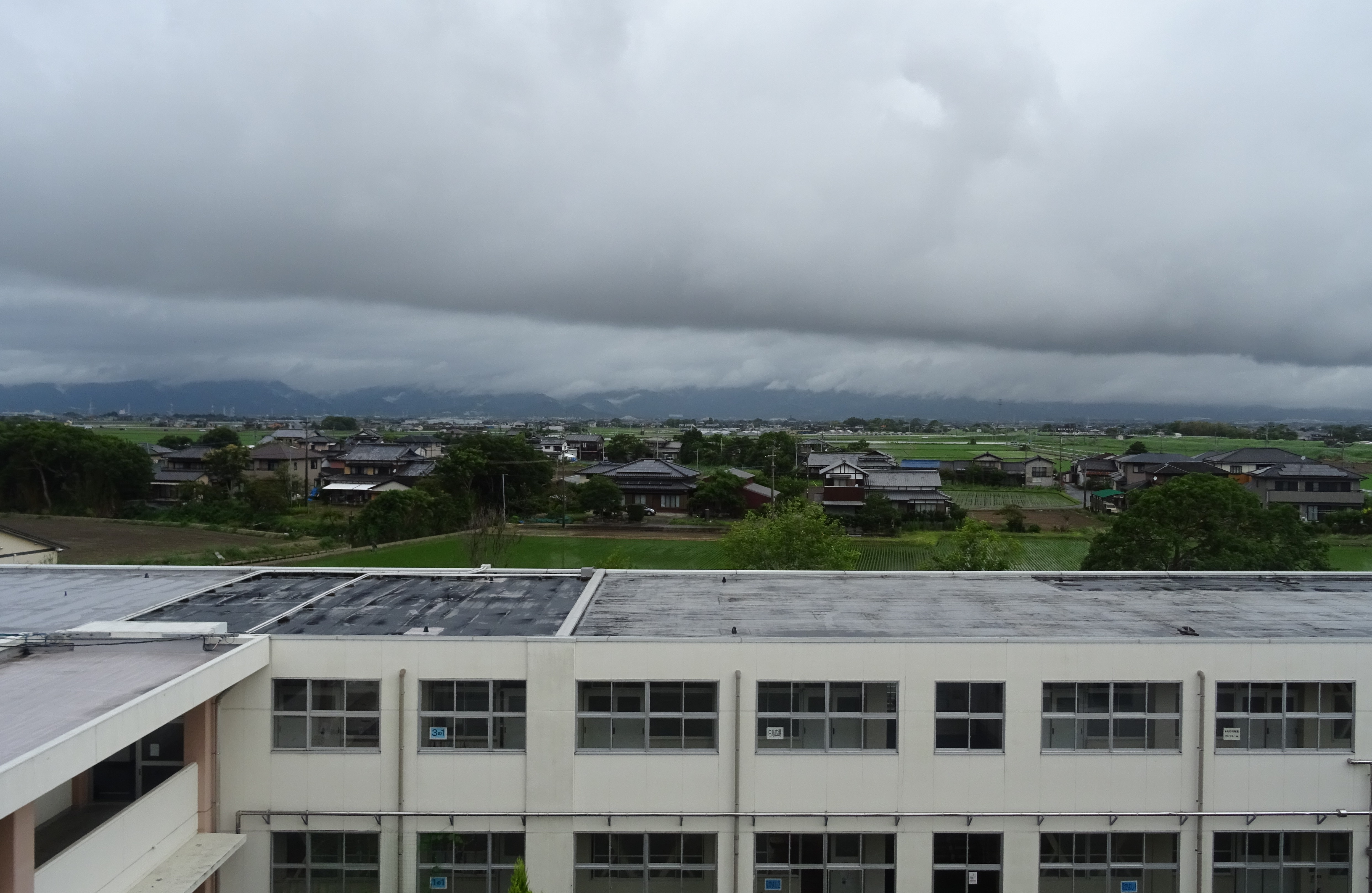 屋上からの眺め 千代田東部小学校