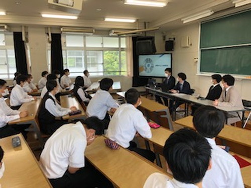 佐賀県立唐津工業高校の制服写真画像まとめ・レビュー口コミ評判・生徒の着こなし・夏服冬服詳細情報