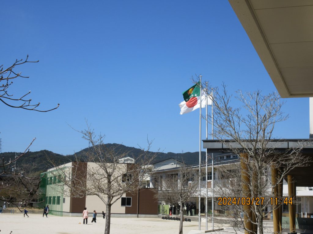 新校舎落成式～新しい校舎が完成しました～ | 基山小学校