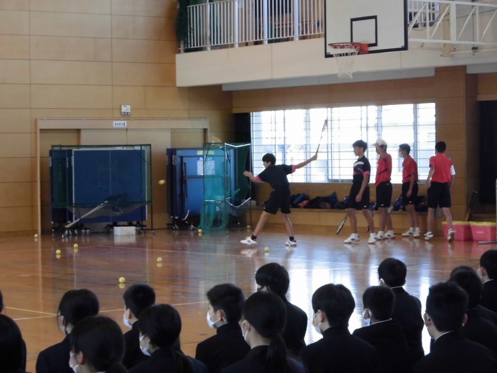 部活動紹介をしました。(4月15日) 伊万里市立国見中学校