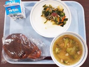9月8日 火 ココアあげパン 牛乳 海藻サラダ ラビオリスープ 佐賀市立西与賀小学校 Nishiyoka Elementary School