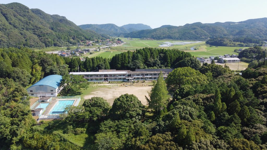 校長室から 伊万里市立大川小学校