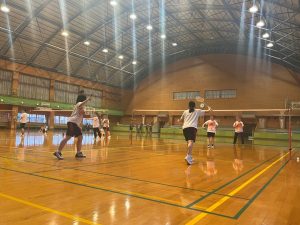 女子バドミントン