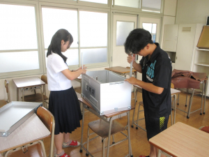 投票所準備の様子