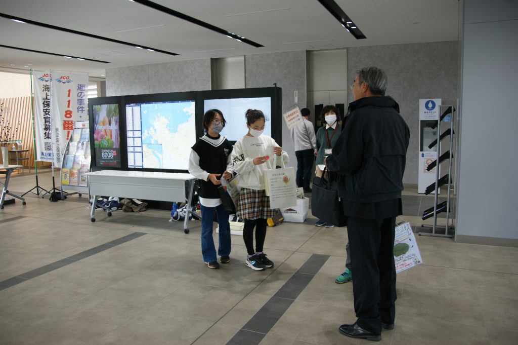 高島をPR 唐津市立高島小学校